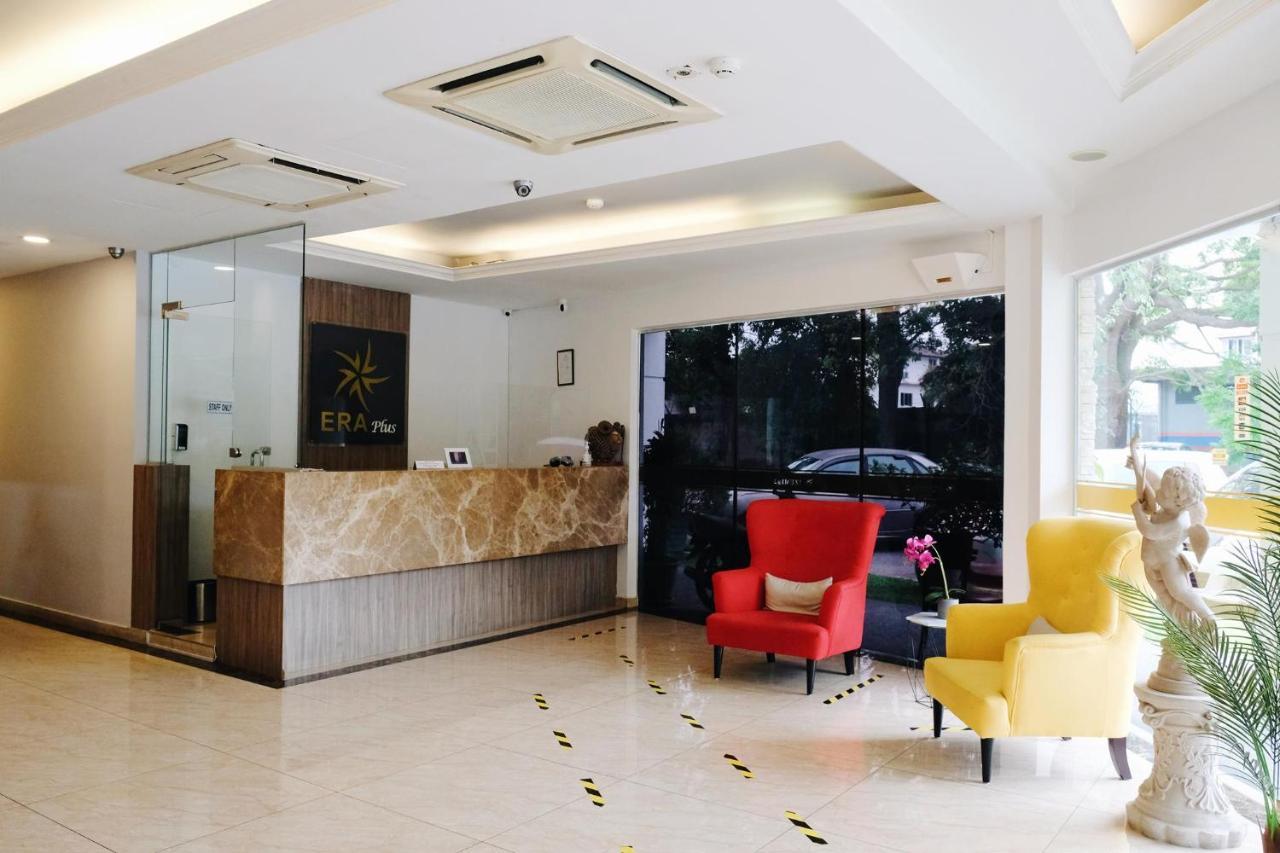 Era Plus Hotel Seri Kembangan Bagian luar foto